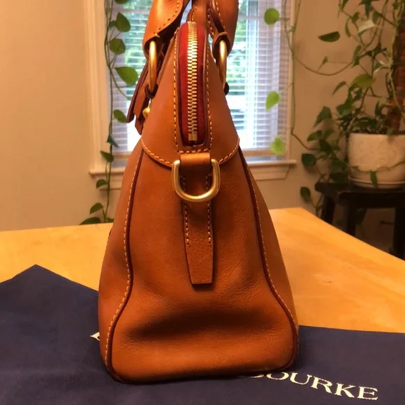 Dooney & Bourke Florentine Cameron Satchel - excellent condition - Picture 5 of 8